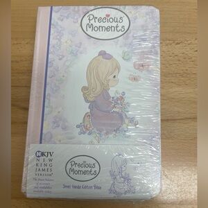 SOLD- Precious Moments Girls Small Hands Edition Pink Bible Childrens NKJV, New